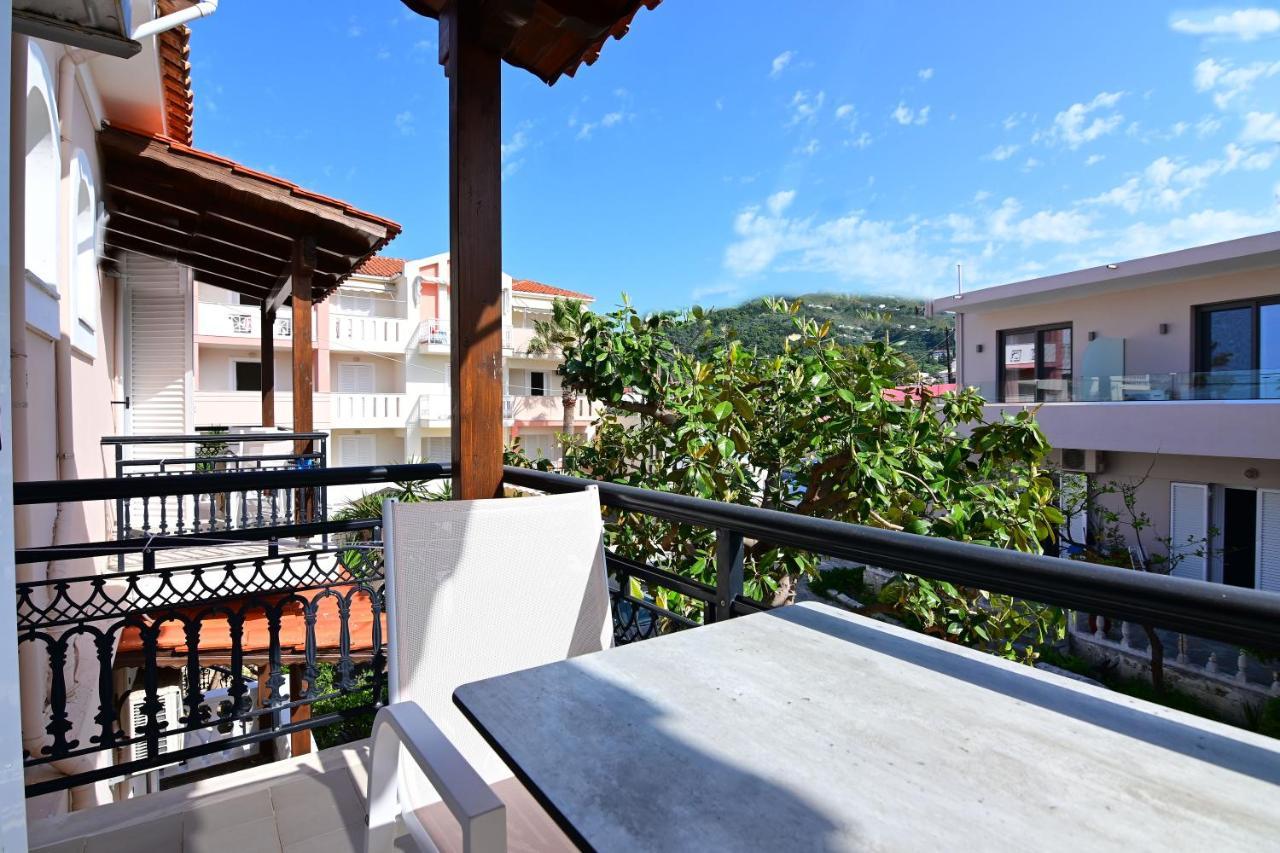 Nadia'S Studios & Apartments In Argasi, Sea-View Екстер'єр фото